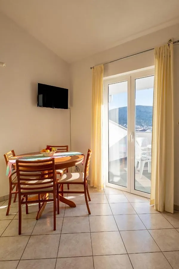Apartments Viz Pag Pag Town Croatia