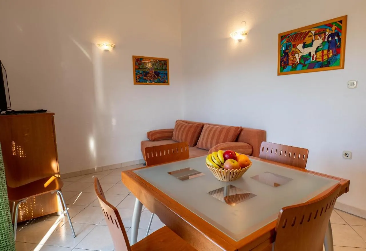 Apartments Viz Pag Pag Town Croatia