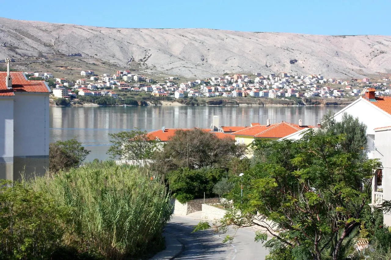 Apartments Viz Pag Pag Town